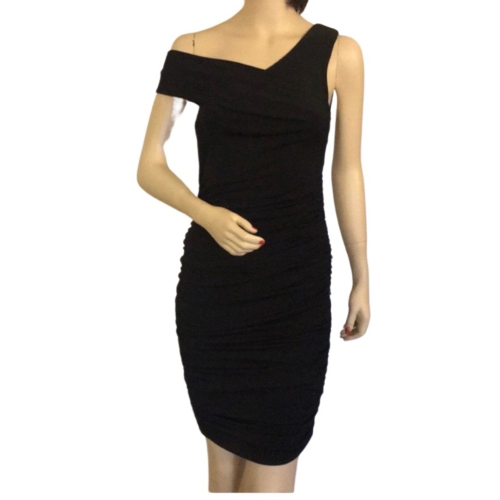 New Kendall & Kylie black body con dress. Size small